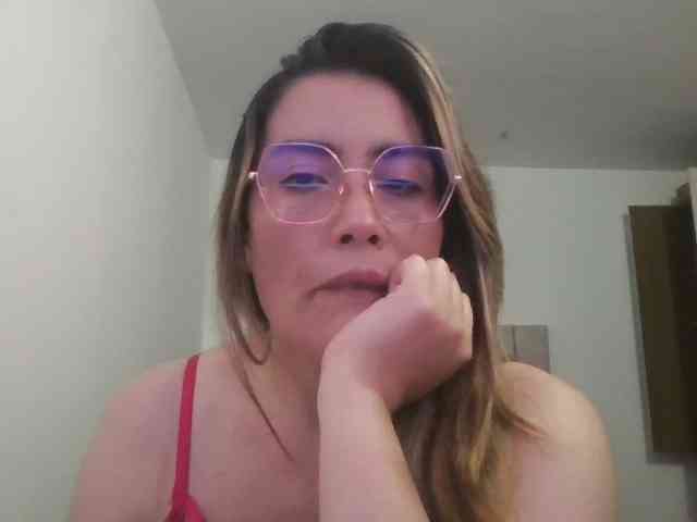 luciasexy2 webcam