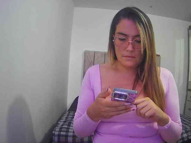 luciasexy2 luciasexy2