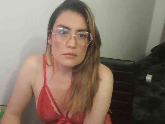 luciasexy2 webcam
