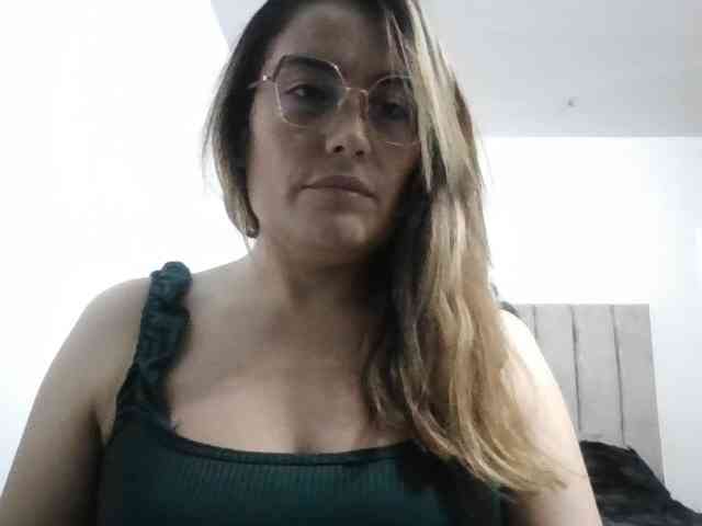 luciasexy2 webcam