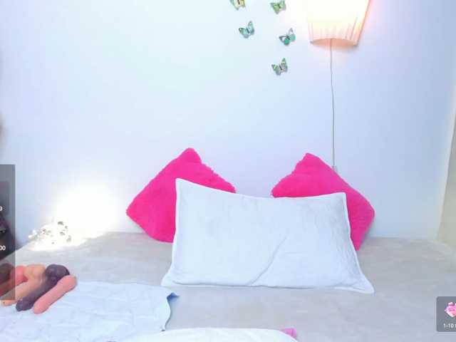 evamontenegri live cam on BongaCams