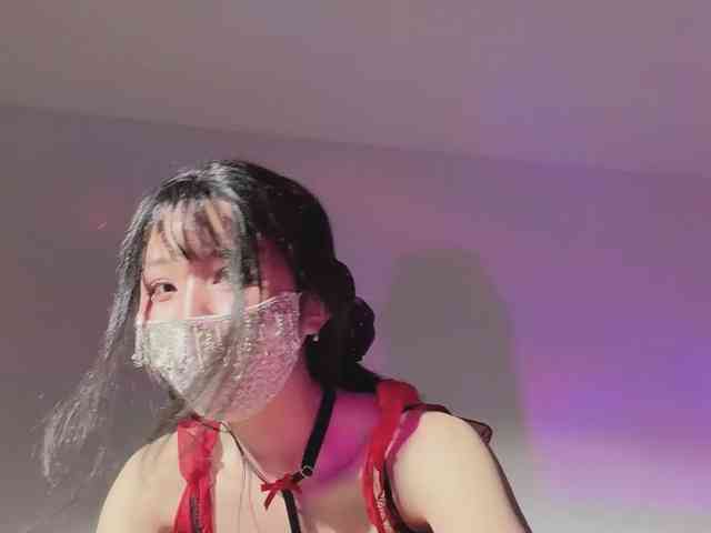 モデル: Aura-20