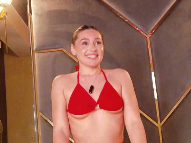 CristalSky05 live cam on BongaCams