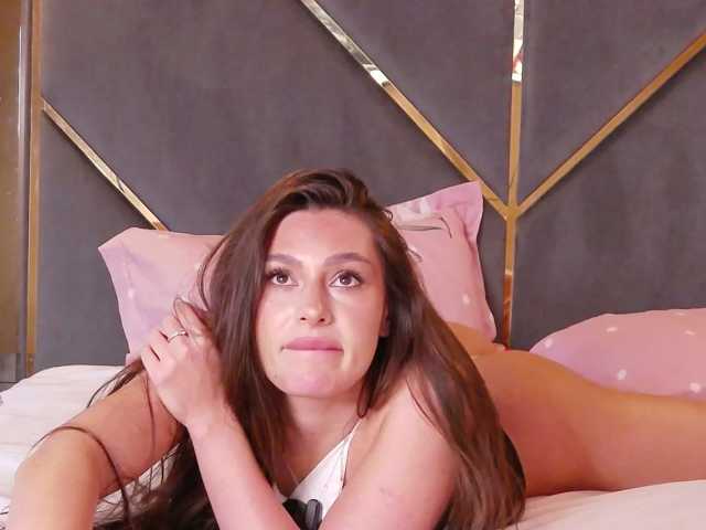 CristalSky05, live now on BongaCams
