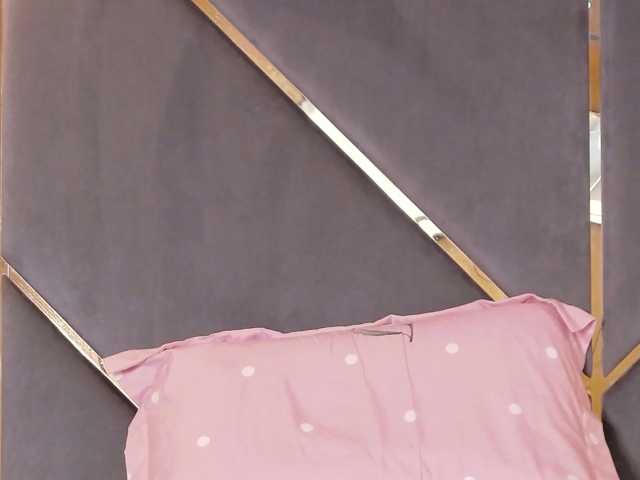 CristalSky05 live cam on BongaCams