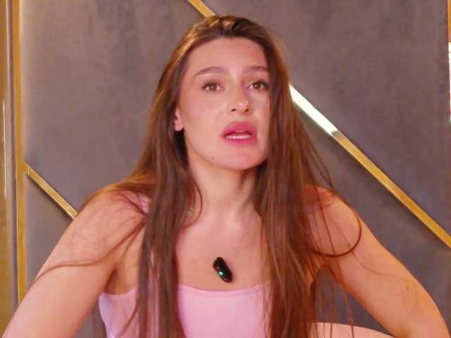CristalSky05, en vivo ahora en BongaCams