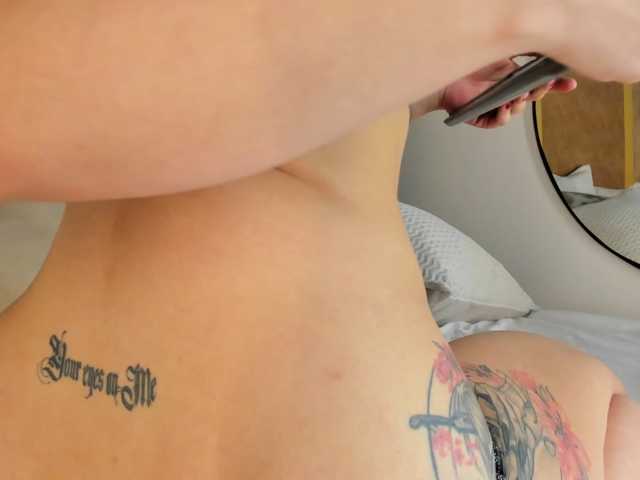 maviecooper live cam on BongaCams