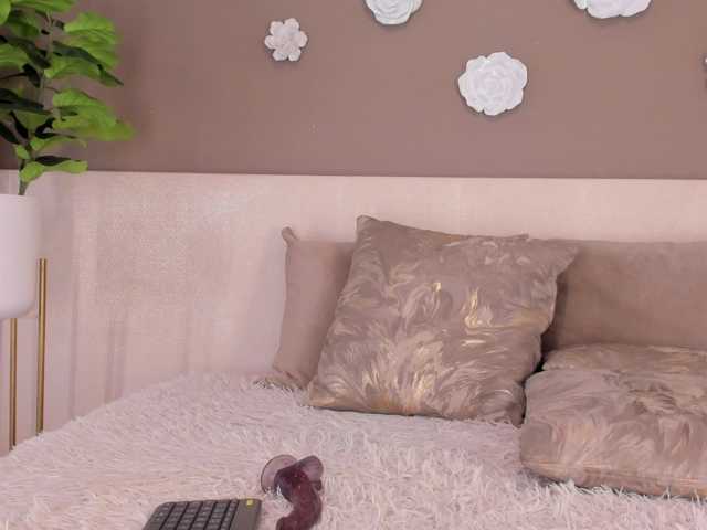 maviecooper, en directo ahora en BongaCams