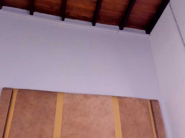 MavieCooper live cam preview