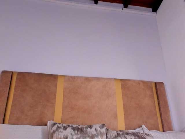 MavieCooper live cam preview