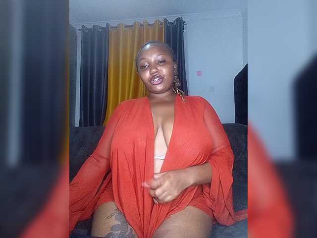 KinkyArya