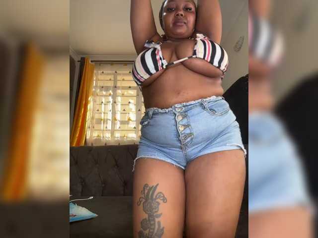KinkyArya