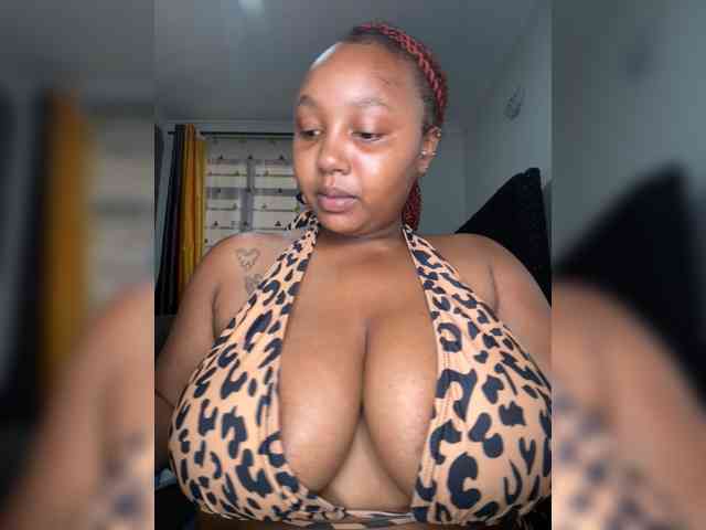 KinkyArya
