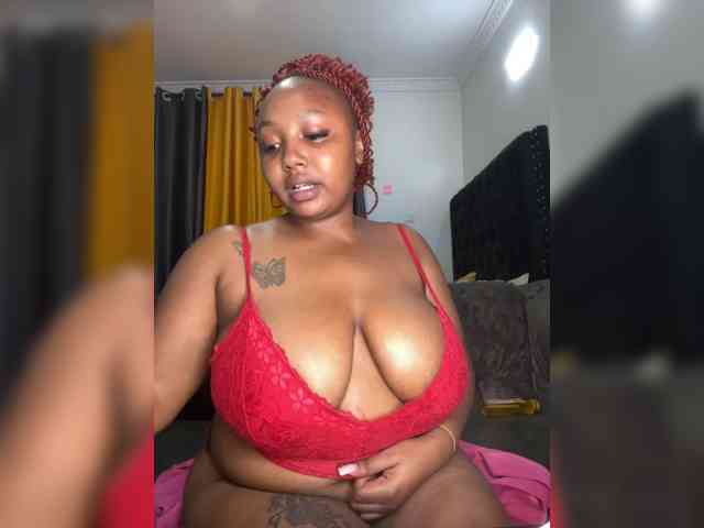 KinkyArya webcam