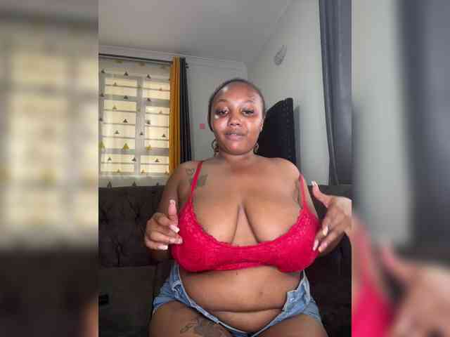 KinkyArya webcam