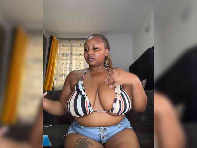 KinkyArya webcam