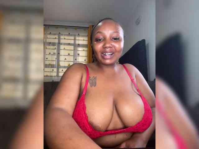 Model: KinkyArya