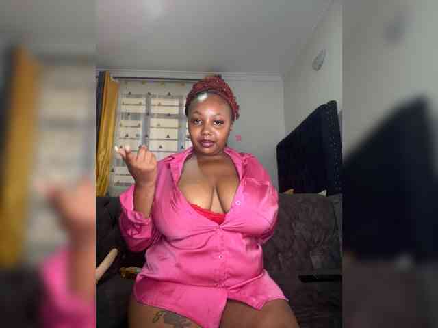KinkyArya