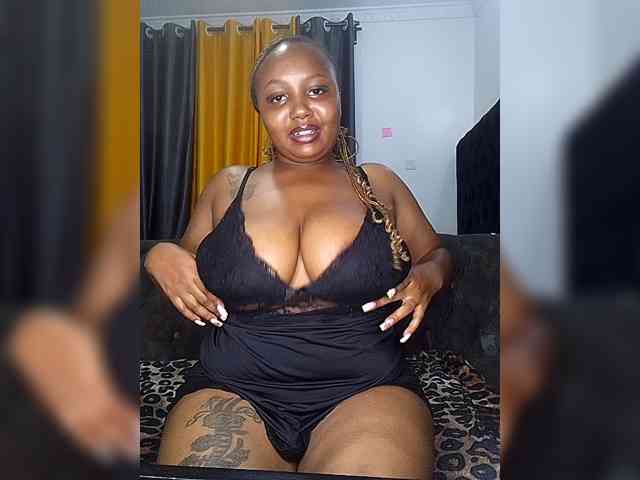 KinkyArya webcam
