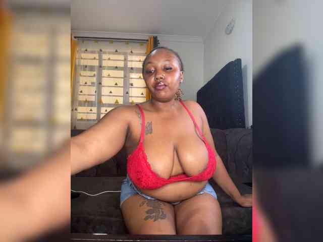 KinkyArya webcam