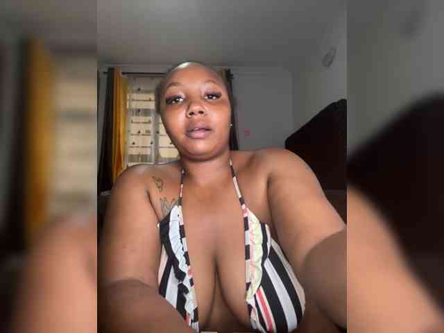 KinkyArya webcam