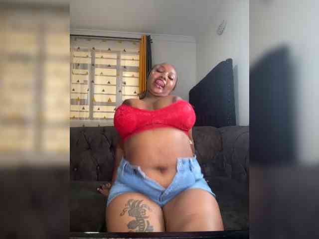 KinkyArya webcam