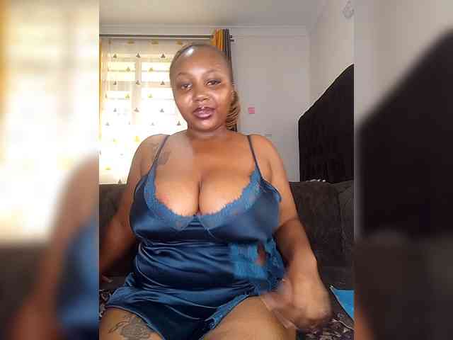 KinkyArya webcam