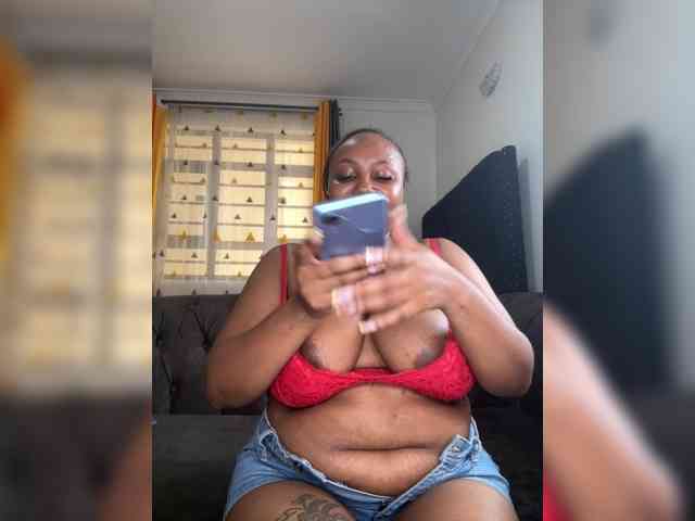 KinkyArya webcam