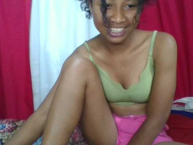 ERICAHJS live cam on BongaCams