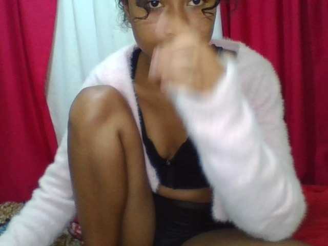 ERICAHJS live cam on BongaCams