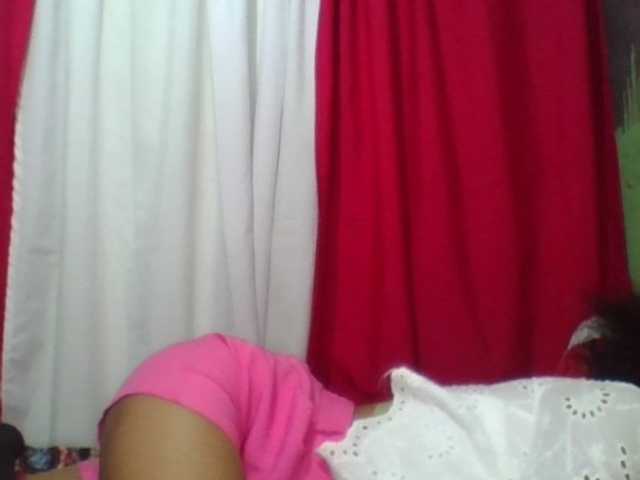 ERICAHJS live cam preview