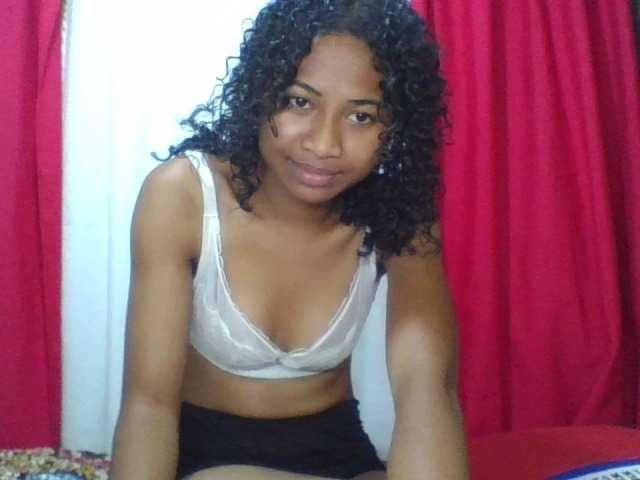 ERICAHJS live cam on BongaCams