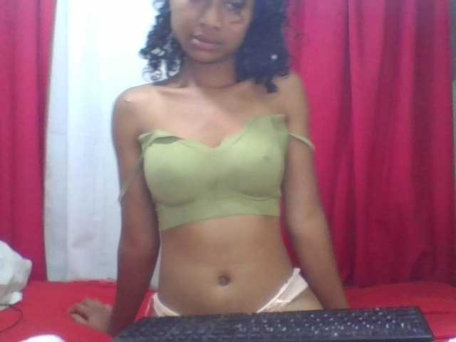 ERICAHJS live cam on BongaCams