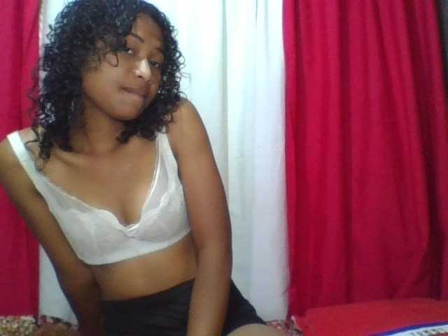 ERICAHJS live cam on BongaCams