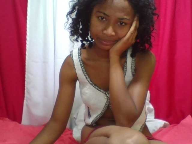 ERICAHJS live cam on BongaCams