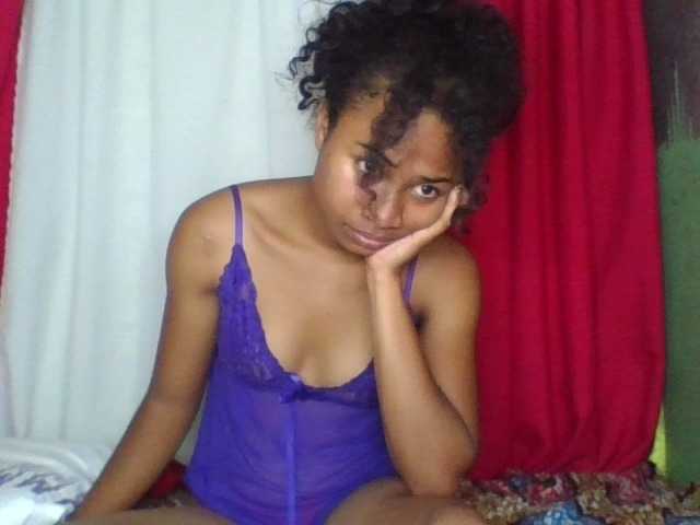 ERICAHJS live cam on BongaCams