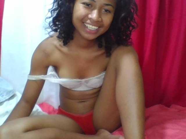 ERICAHJS live cam on BongaCams