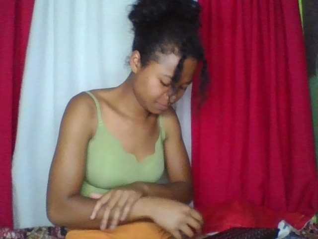 ERICAHJS live cam on BongaCams