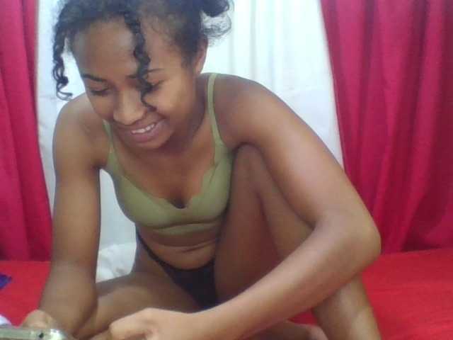 ERICAHJS live cam on BongaCams