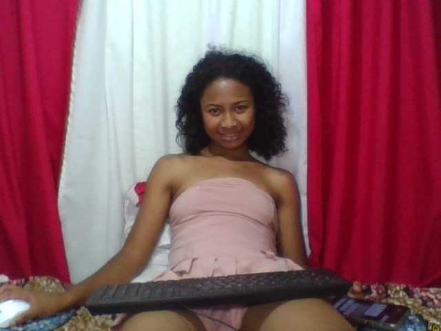 ERICAHJS live cam on BongaCams