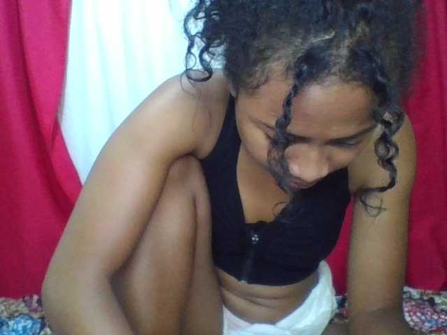 ERICAHJS live cam on BongaCams