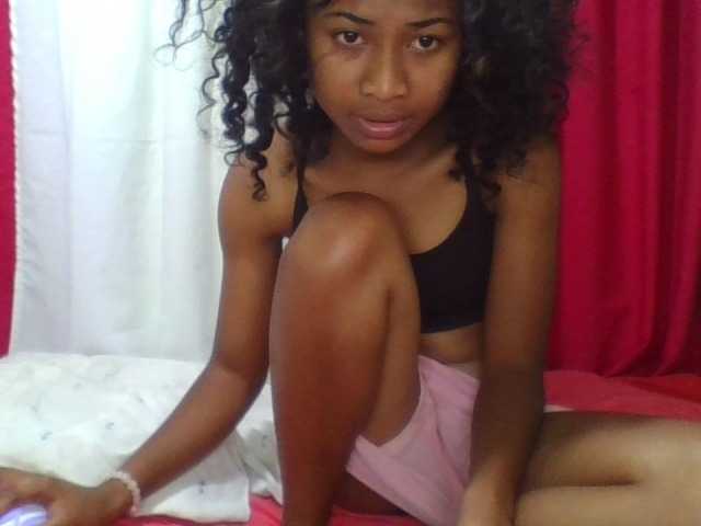 ERICAHJS live cam on BongaCams
