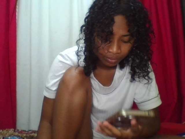 ERICAHJS live cam on BongaCams