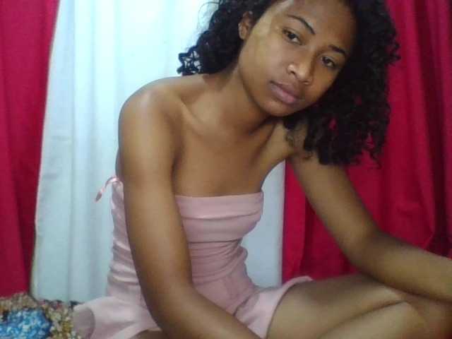 ERICAHJS live cam on BongaCams
