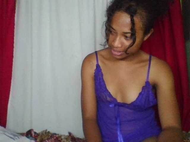 ERICAHJS live cam on BongaCams
