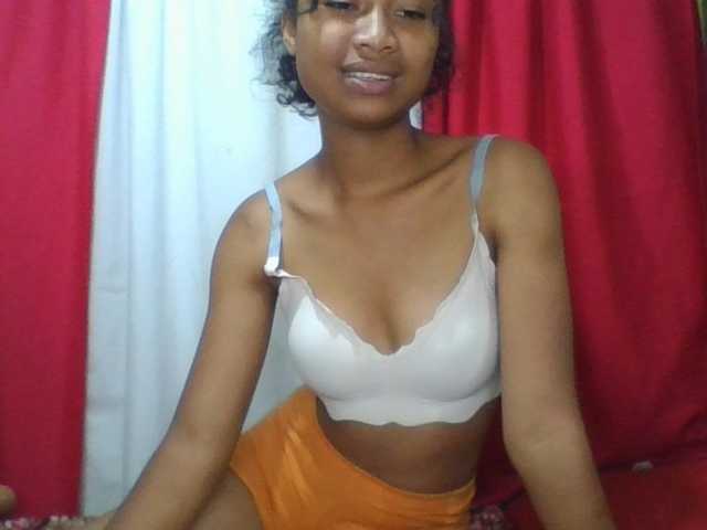 ERICAHJS live cam on BongaCams