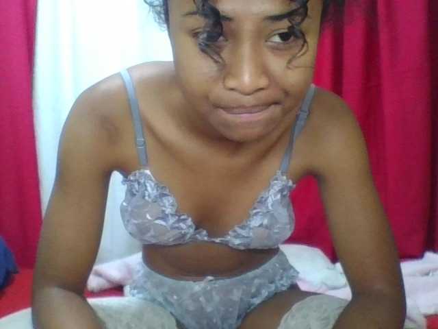 ERICAHJS live cam on BongaCams