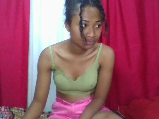 ERICAHJS live cam on BongaCams