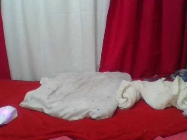ERICAHJS live cam on BongaCams