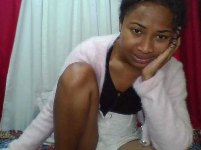 ERICAHJS live cam on BongaCams